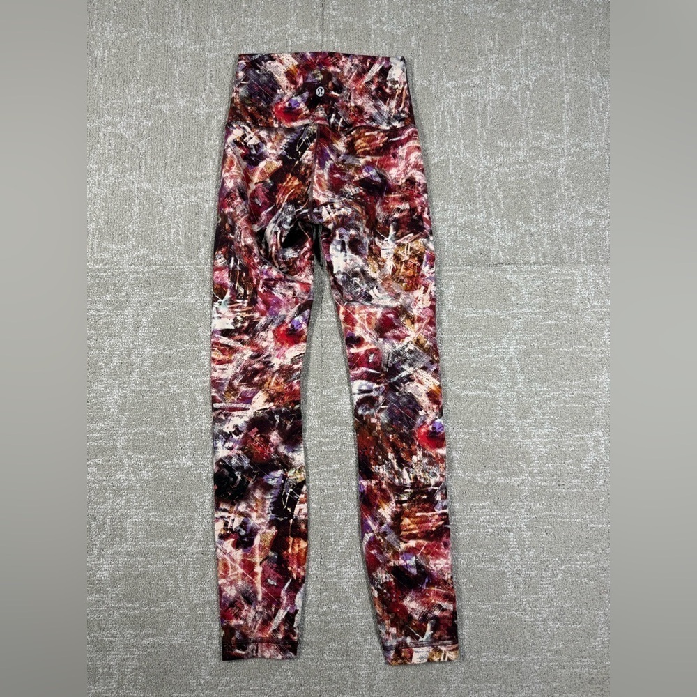 Lululemon Wunder Train HR Tight 25” Everlux LW5CQOS Pink Print Size 2 - Picture 7 of 7